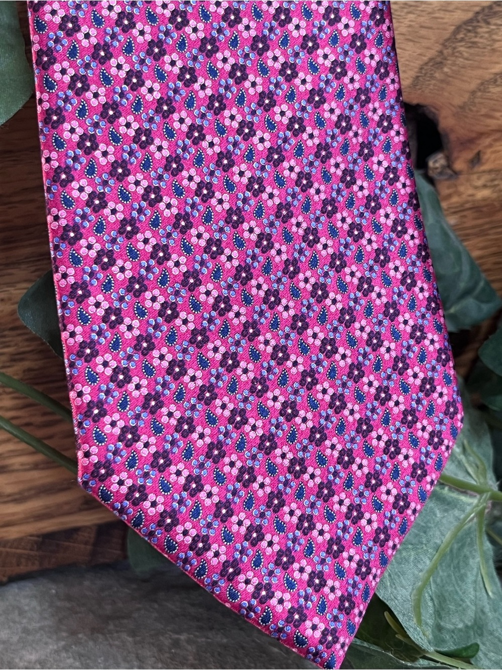 Ermenegildo Zegna Men's Silk Necktie Hot Pink Floral Made in Italy 58" Designer